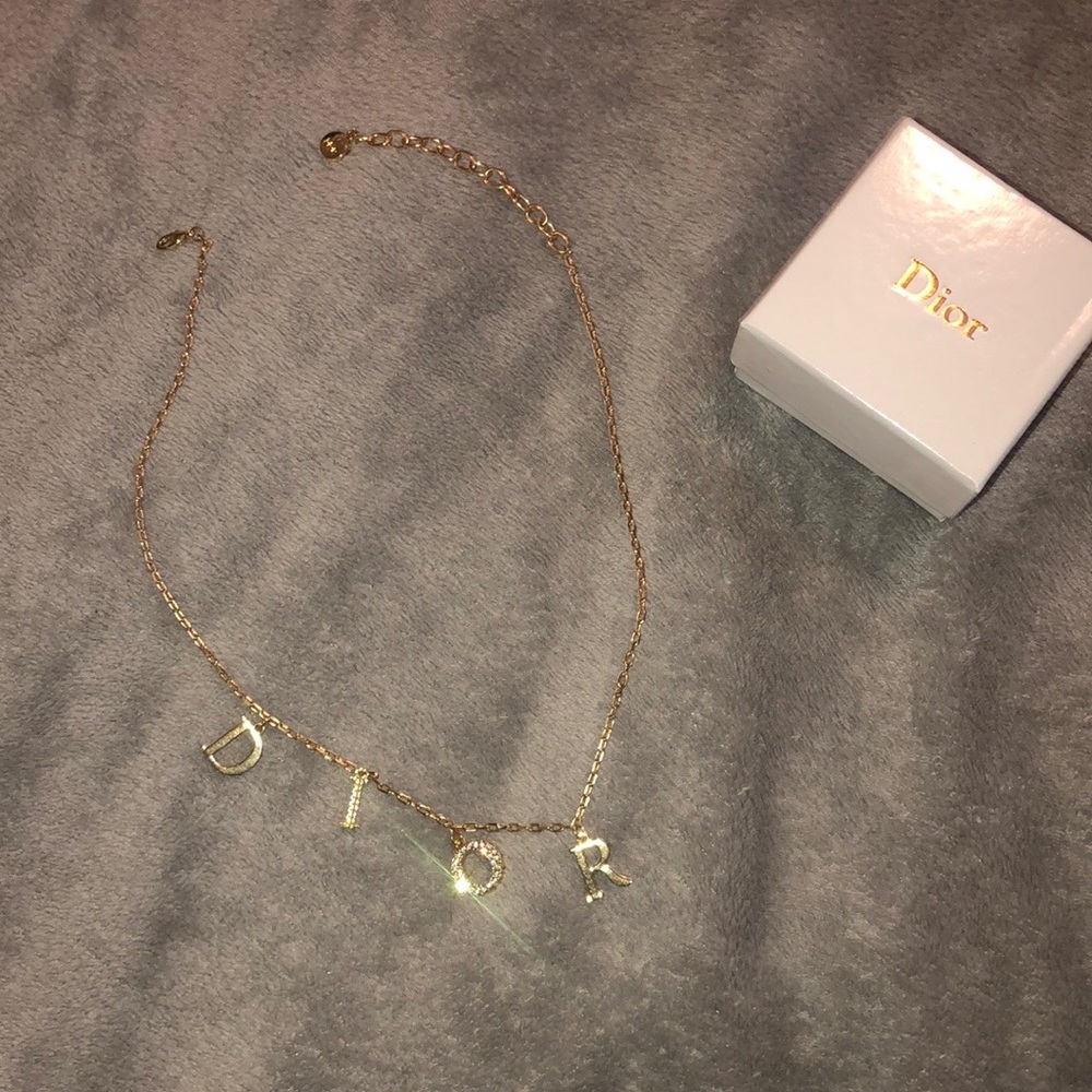 Beautiful dior necklace